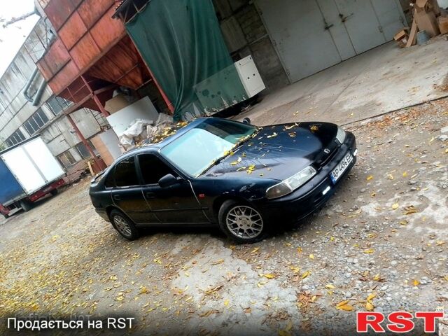 Синий Хонда Аккорд, объемом двигателя 2 л и пробегом 358 тыс. км за 1700 $, фото 2 на Automoto.ua