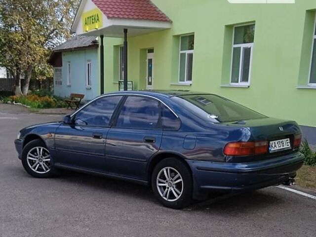 Синий Хонда Аккорд, объемом двигателя 2 л и пробегом 341 тыс. км за 3999 $, фото 3 на Automoto.ua