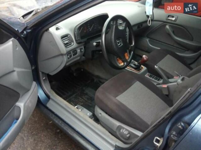 Синій Хонда Аккорд, об'ємом двигуна 2 л та пробігом 300 тис. км за 3500 $, фото 2 на Automoto.ua