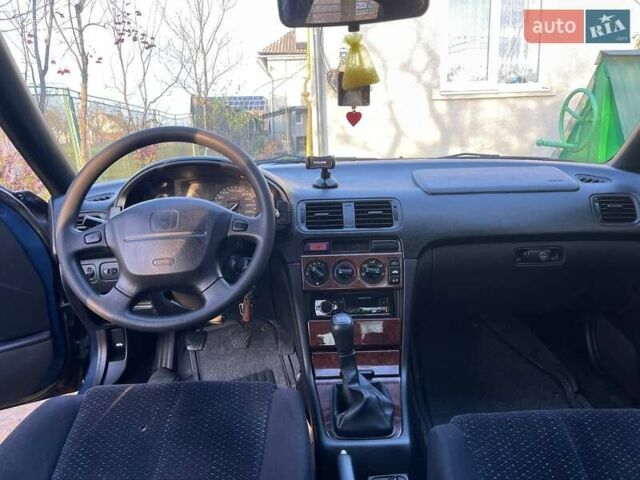 Синий Хонда Аккорд, объемом двигателя 1.85 л и пробегом 292 тыс. км за 2500 $, фото 4 на Automoto.ua