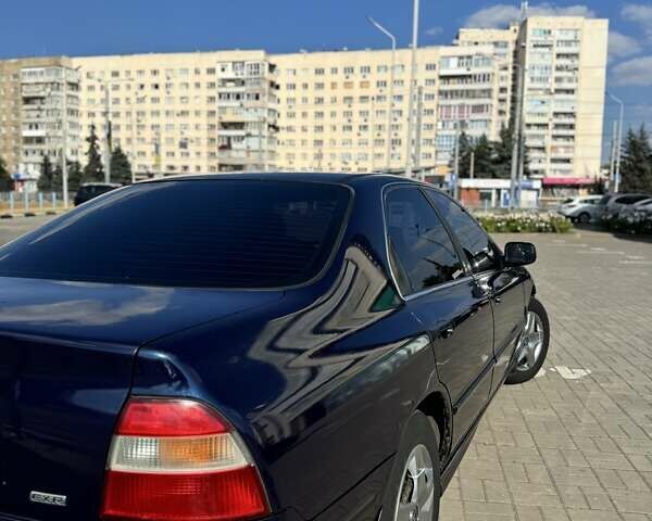 Синий Хонда Аккорд, объемом двигателя 2.2 л и пробегом 316 тыс. км за 2600 $, фото 2 на Automoto.ua