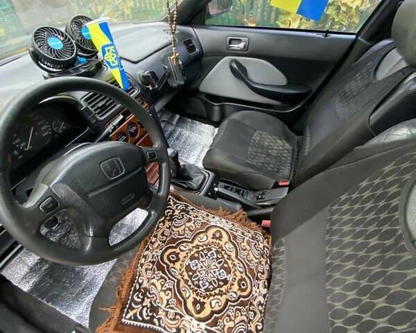 Синий Хонда Аккорд, объемом двигателя 1.85 л и пробегом 160 тыс. км за 3000 $, фото 2 на Automoto.ua