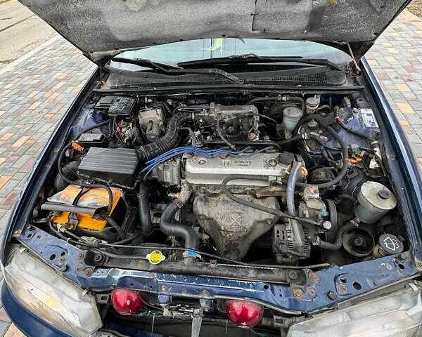 Синий Хонда Аккорд, объемом двигателя 1.8 л и пробегом 361 тыс. км за 1800 $, фото 7 на Automoto.ua