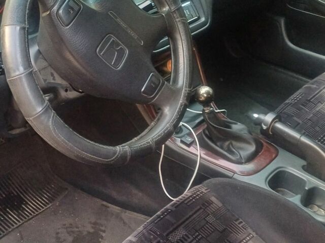 Синий Хонда Аккорд, объемом двигателя 2 л и пробегом 300 тыс. км за 2450 $, фото 3 на Automoto.ua