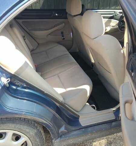 Синий Хонда Аккорд, объемом двигателя 1.8 л и пробегом 398 тыс. км за 3000 $, фото 7 на Automoto.ua