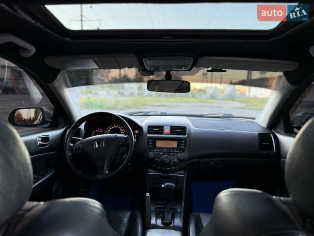 Синий Хонда Аккорд, объемом двигателя 2.35 л и пробегом 220 тыс. км за 6300 $, фото 11 на Automoto.ua