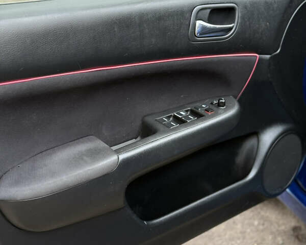 Синий Хонда Аккорд, объемом двигателя 2 л и пробегом 420 тыс. км за 4800 $, фото 7 на Automoto.ua