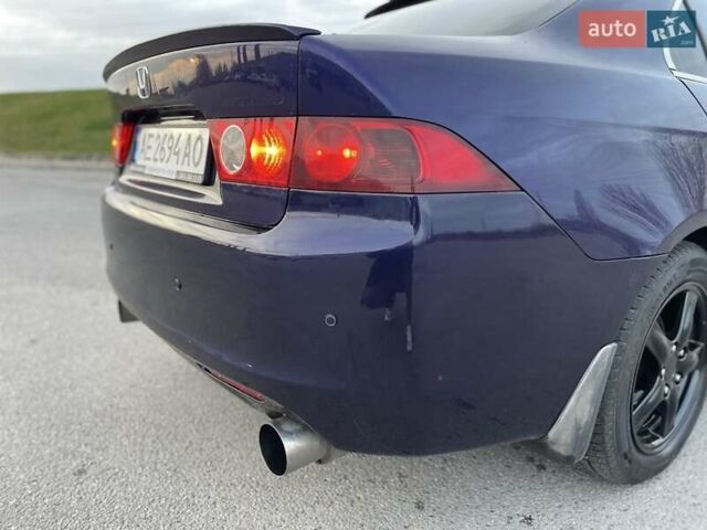 Синий Хонда Аккорд, объемом двигателя 2.4 л и пробегом 338 тыс. км за 5700 $, фото 5 на Automoto.ua