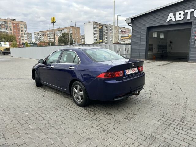 Синий Хонда Аккорд, объемом двигателя 2.2 л и пробегом 315 тыс. км за 3400 $, фото 2 на Automoto.ua