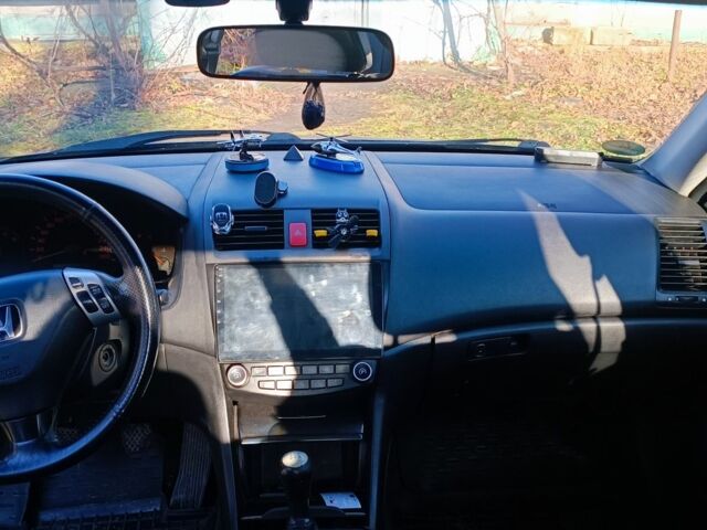 Синий Хонда Аккорд, объемом двигателя 2.2 л и пробегом 223 тыс. км за 6200 $, фото 4 на Automoto.ua