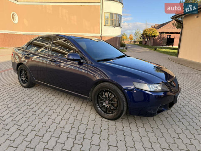 Синий Хонда Аккорд, объемом двигателя 2.2 л и пробегом 322 тыс. км за 4200 $, фото 2 на Automoto.ua