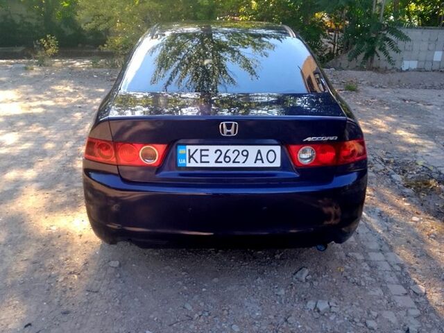 Синий Хонда Аккорд, объемом двигателя 2 л и пробегом 260 тыс. км за 6000 $, фото 5 на Automoto.ua
