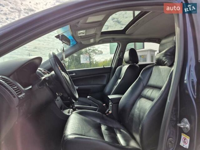 Синий Хонда Аккорд, объемом двигателя 2.35 л и пробегом 216 тыс. км за 6200 $, фото 6 на Automoto.ua