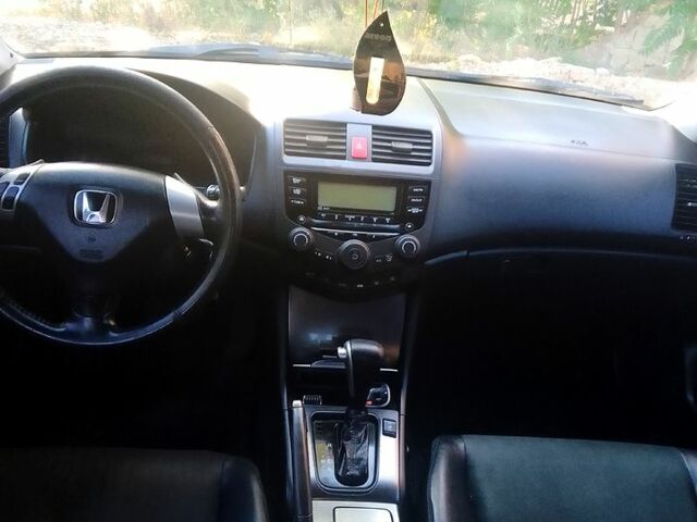 Синий Хонда Аккорд, объемом двигателя 2 л и пробегом 260 тыс. км за 6000 $, фото 6 на Automoto.ua