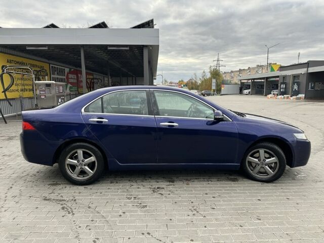 Синий Хонда Аккорд, объемом двигателя 2.2 л и пробегом 315 тыс. км за 3400 $, фото 5 на Automoto.ua