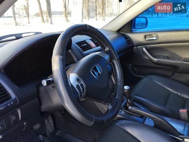 Синий Хонда Аккорд, объемом двигателя 2 л и пробегом 208 тыс. км за 7000 $, фото 11 на Automoto.ua