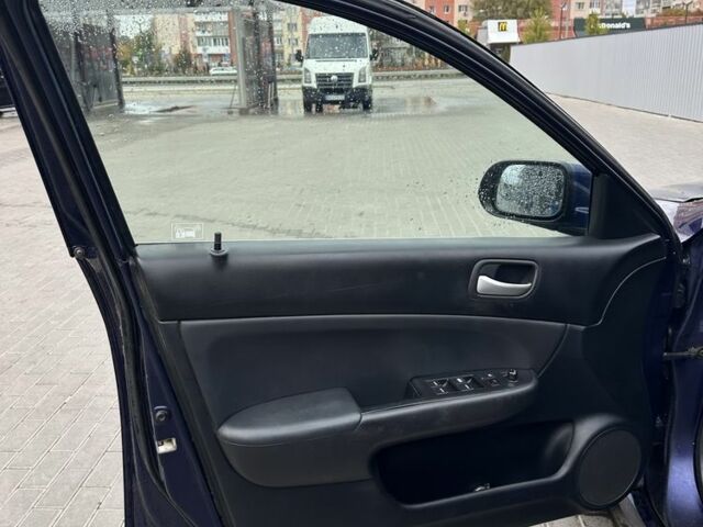 Синий Хонда Аккорд, объемом двигателя 2.2 л и пробегом 315 тыс. км за 3400 $, фото 8 на Automoto.ua