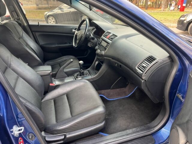 Синий Хонда Аккорд, объемом двигателя 2.4 л и пробегом 380 тыс. км за 4850 $, фото 6 на Automoto.ua