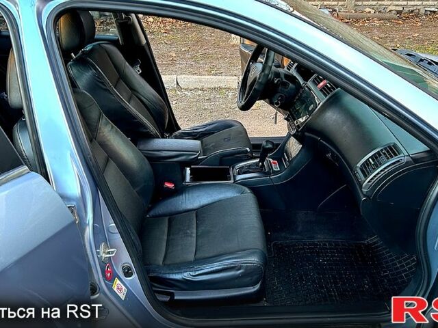 Синий Хонда Аккорд, объемом двигателя 2.4 л и пробегом 358 тыс. км за 5494 $, фото 10 на Automoto.ua