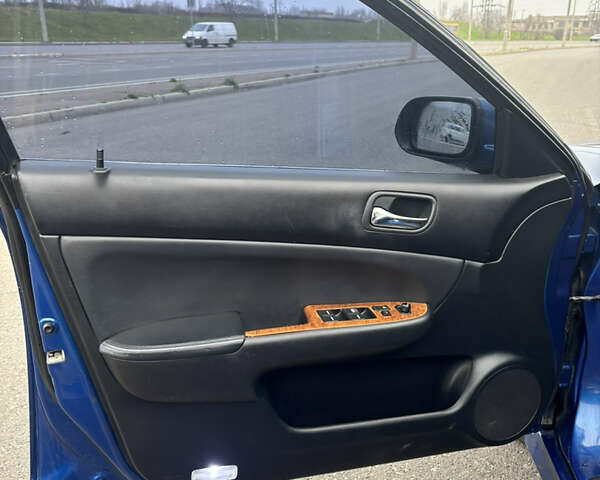 Синий Хонда Аккорд, объемом двигателя 2 л и пробегом 254 тыс. км за 5800 $, фото 7 на Automoto.ua