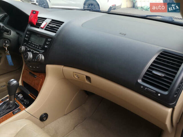 Синий Хонда Аккорд, объемом двигателя 2.4 л и пробегом 253 тыс. км за 7300 $, фото 25 на Automoto.ua