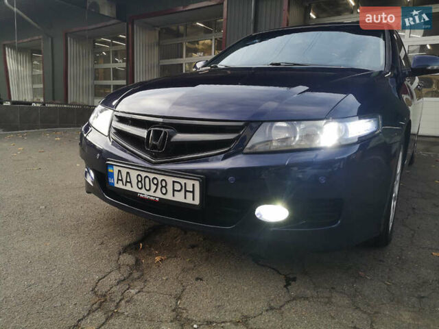 Синий Хонда Аккорд, объемом двигателя 2.4 л и пробегом 253 тыс. км за 7300 $, фото 9 на Automoto.ua