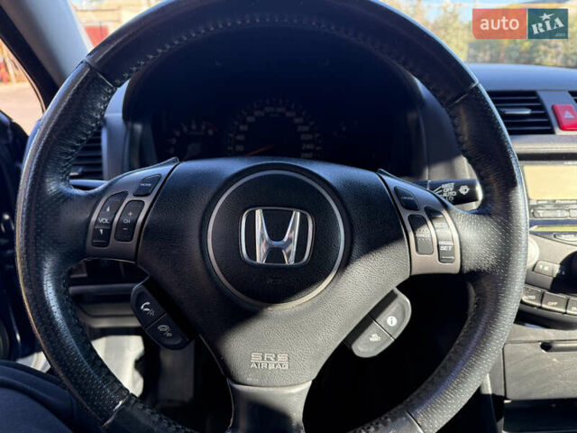 Синий Хонда Аккорд, объемом двигателя 2.35 л и пробегом 229 тыс. км за 7400 $, фото 16 на Automoto.ua