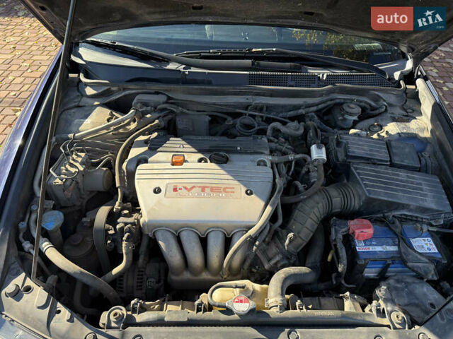 Синий Хонда Аккорд, объемом двигателя 2.35 л и пробегом 229 тыс. км за 7400 $, фото 39 на Automoto.ua