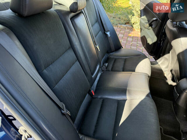 Синий Хонда Аккорд, объемом двигателя 2.35 л и пробегом 229 тыс. км за 7400 $, фото 35 на Automoto.ua