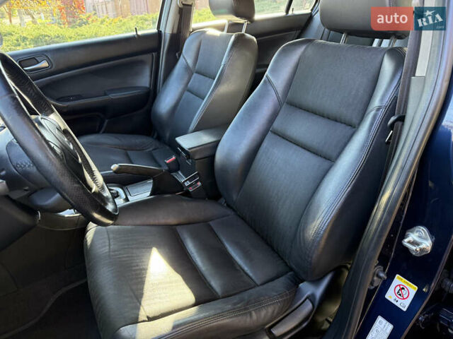 Синий Хонда Аккорд, объемом двигателя 2.35 л и пробегом 229 тыс. км за 7400 $, фото 12 на Automoto.ua