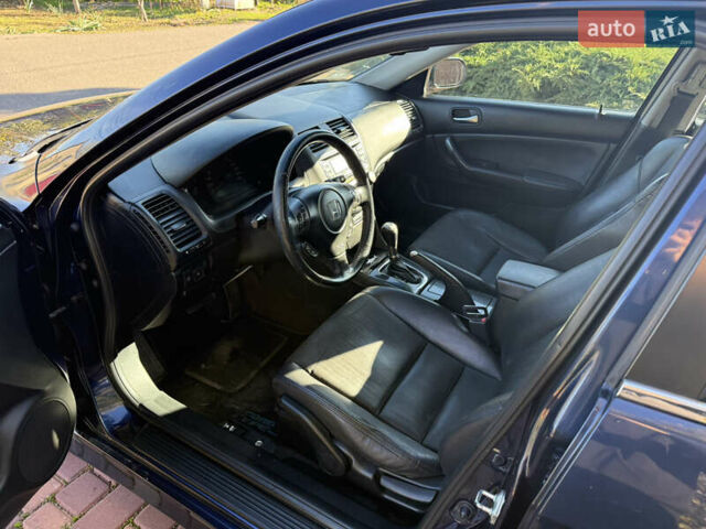 Синий Хонда Аккорд, объемом двигателя 2.35 л и пробегом 229 тыс. км за 7400 $, фото 9 на Automoto.ua