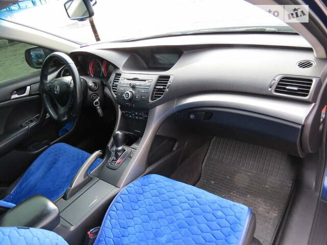 Синий Хонда Аккорд, объемом двигателя 2.4 л и пробегом 195 тыс. км за 9498 $, фото 17 на Automoto.ua