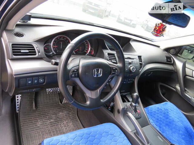 Синий Хонда Аккорд, объемом двигателя 2.4 л и пробегом 195 тыс. км за 9498 $, фото 6 на Automoto.ua
