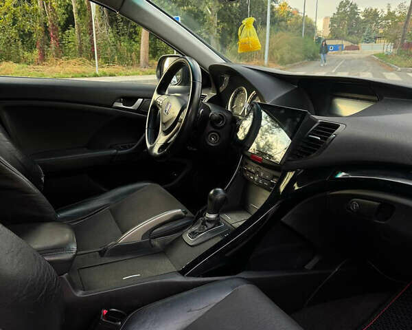 Синий Хонда Аккорд, объемом двигателя 2.35 л и пробегом 261 тыс. км за 7999 $, фото 15 на Automoto.ua