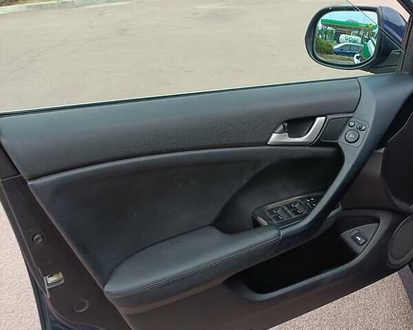 Синий Хонда Аккорд, объемом двигателя 2.35 л и пробегом 260 тыс. км за 7850 $, фото 14 на Automoto.ua