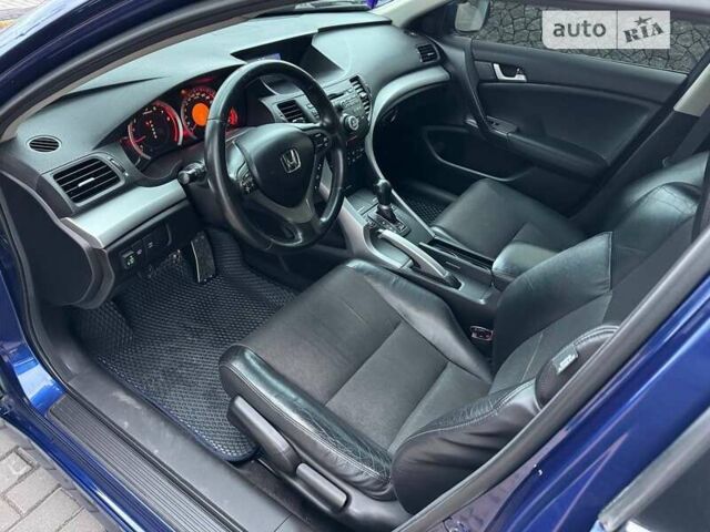 Синий Хонда Аккорд, объемом двигателя 2.4 л и пробегом 237 тыс. км за 9800 $, фото 5 на Automoto.ua
