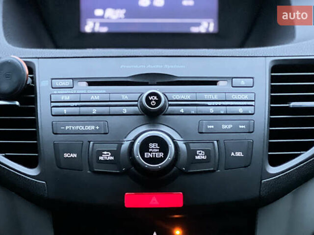 Синий Хонда Аккорд, объемом двигателя 2.35 л и пробегом 291 тыс. км за 8850 $, фото 15 на Automoto.ua