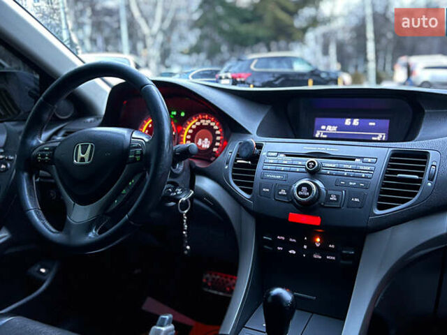 Синий Хонда Аккорд, объемом двигателя 2.35 л и пробегом 291 тыс. км за 8850 $, фото 19 на Automoto.ua