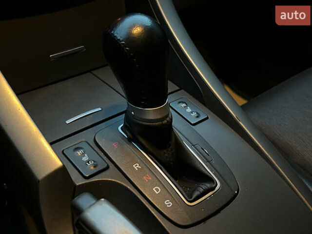 Синий Хонда Аккорд, объемом двигателя 2.35 л и пробегом 291 тыс. км за 8850 $, фото 17 на Automoto.ua