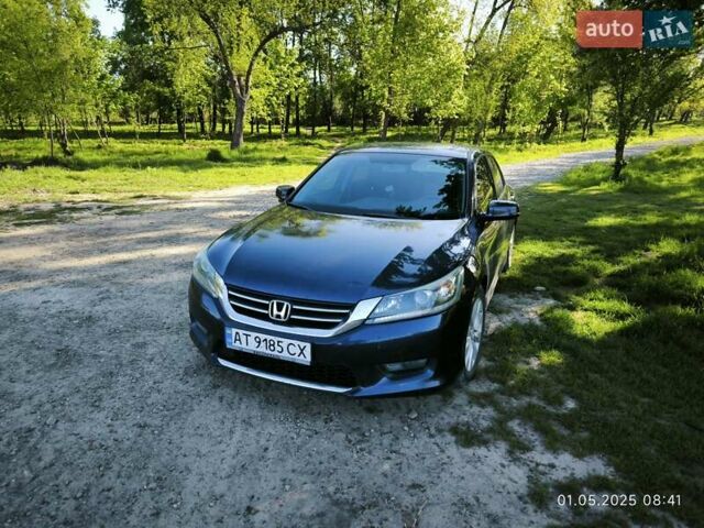 Синий Хонда Аккорд, объемом двигателя 2.4 л и пробегом 173 тыс. км за 9999 $, фото 9 на Automoto.ua