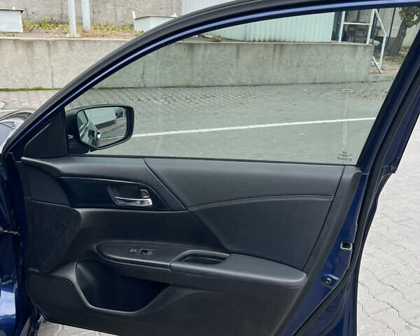 Синий Хонда Аккорд, объемом двигателя 2.4 л и пробегом 230 тыс. км за 10499 $, фото 29 на Automoto.ua