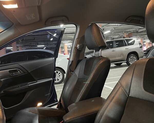Синій Хонда Аккорд, об'ємом двигуна 2.36 л та пробігом 137 тис. км за 14500 $, фото 15 на Automoto.ua