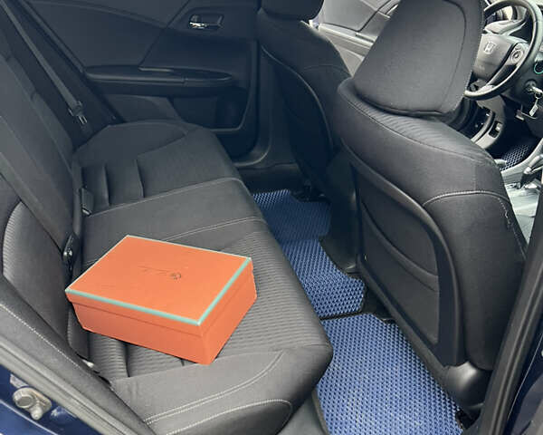 Синий Хонда Аккорд, объемом двигателя 2.4 л и пробегом 230 тыс. км за 10499 $, фото 28 на Automoto.ua