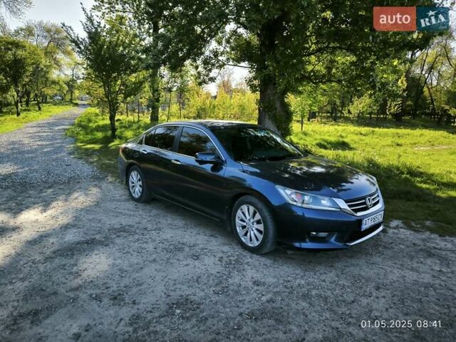 Синий Хонда Аккорд, объемом двигателя 2.4 л и пробегом 173 тыс. км за 9999 $, фото 10 на Automoto.ua