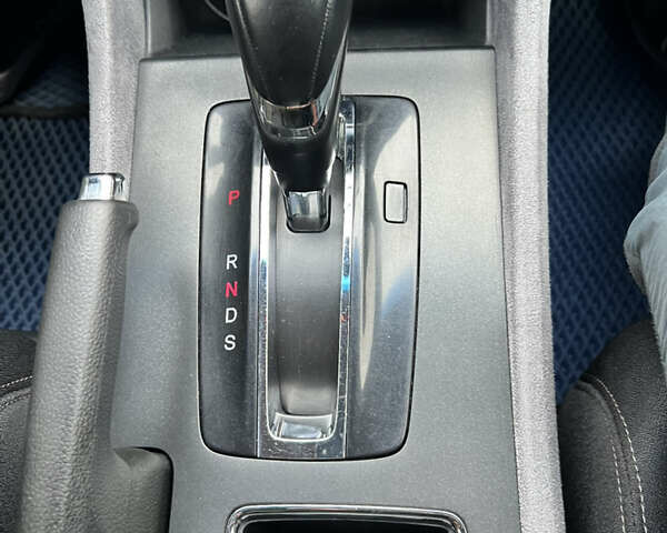 Синий Хонда Аккорд, объемом двигателя 2.4 л и пробегом 230 тыс. км за 10499 $, фото 31 на Automoto.ua