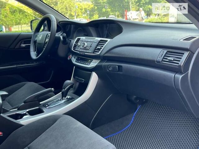 Синій Хонда Аккорд, об'ємом двигуна 0 л та пробігом 190 тис. км за 12700 $, фото 19 на Automoto.ua