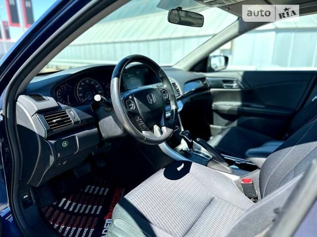 Синій Хонда Аккорд, об'ємом двигуна 2.4 л та пробігом 144 тис. км за 12500 $, фото 18 на Automoto.ua