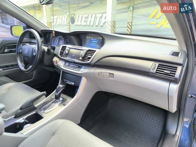 Синий Хонда Аккорд, объемом двигателя 2.4 л и пробегом 167 тыс. км за 12400 $, фото 23 на Automoto.ua