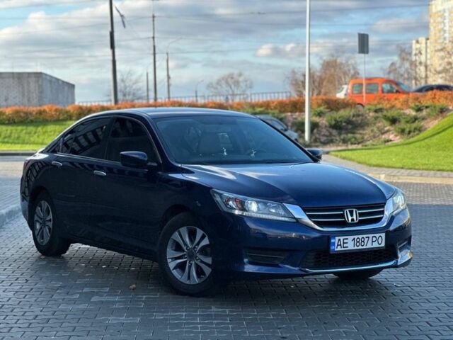 Синий Хонда Аккорд, объемом двигателя 2.4 л и пробегом 197 тыс. км за 9999 $, фото 2 на Automoto.ua