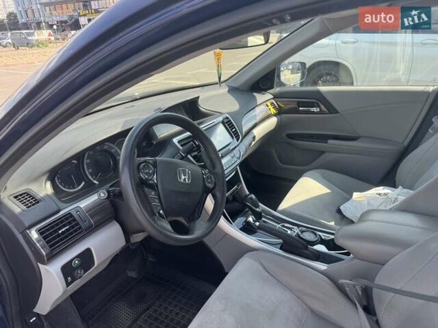Синий Хонда Аккорд, объемом двигателя 2.36 л и пробегом 256 тыс. км за 13900 $, фото 5 на Automoto.ua